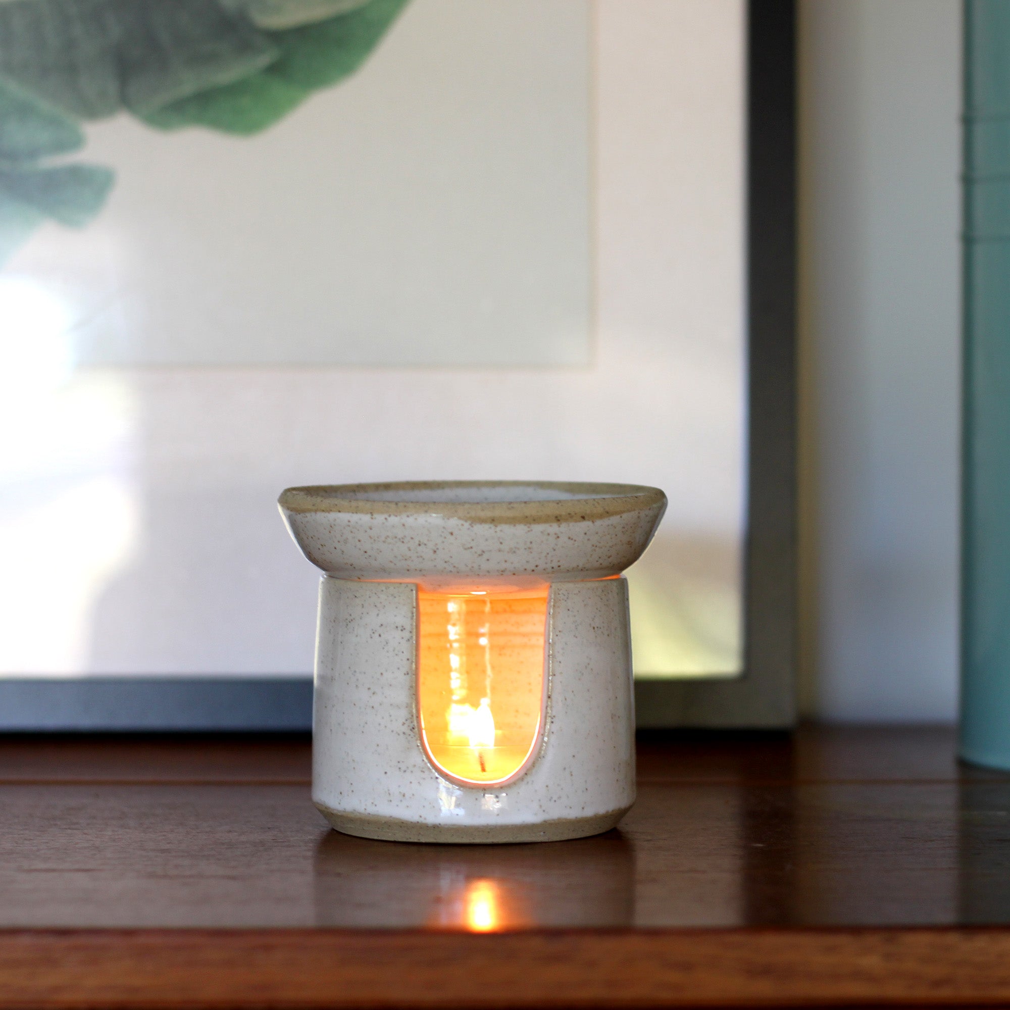 Ivory Speckled Handmade Ceramic Oil Burner - Ivy & Wood