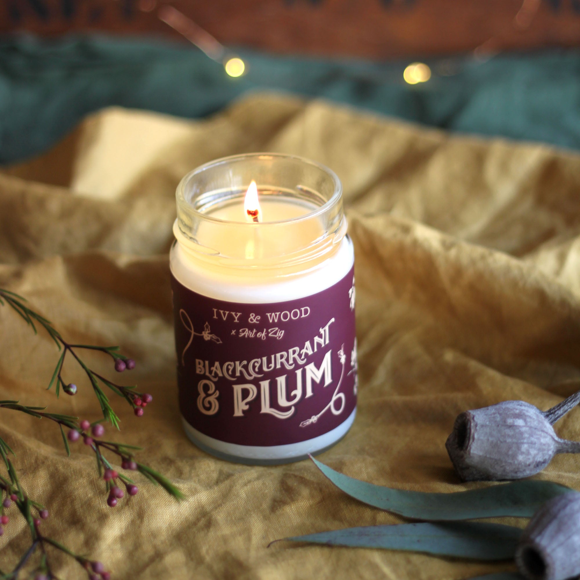 Blackcurrant & Plum Limited Edition Christmas Candle - Ivy & Wood