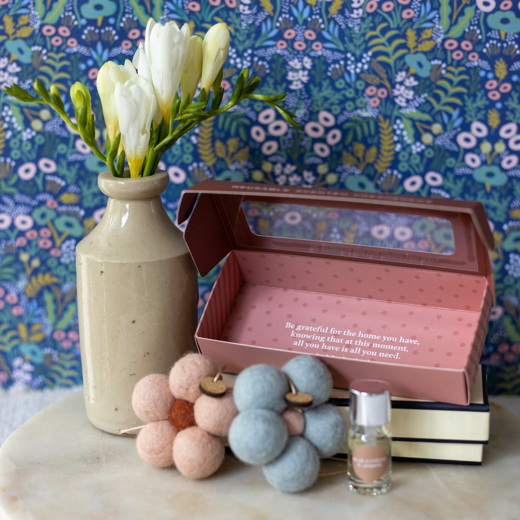 Australian Blue Cypress & Jasmine Felt Flower Fresheners by Home Dweller - Ivy & Wood