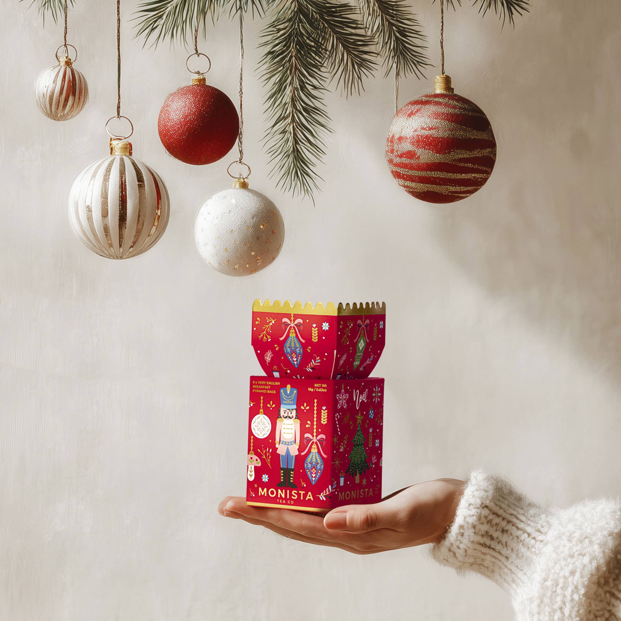 Christmas Tea Bon Bon - Very English Breakfast by Monista